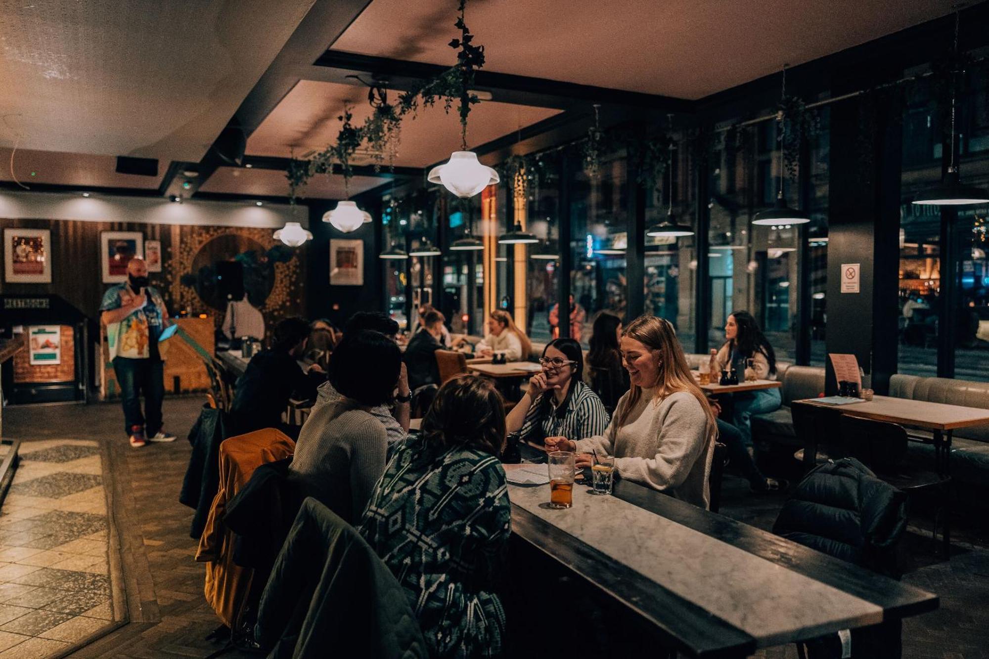 Malacuna Manchester Bagian luar foto