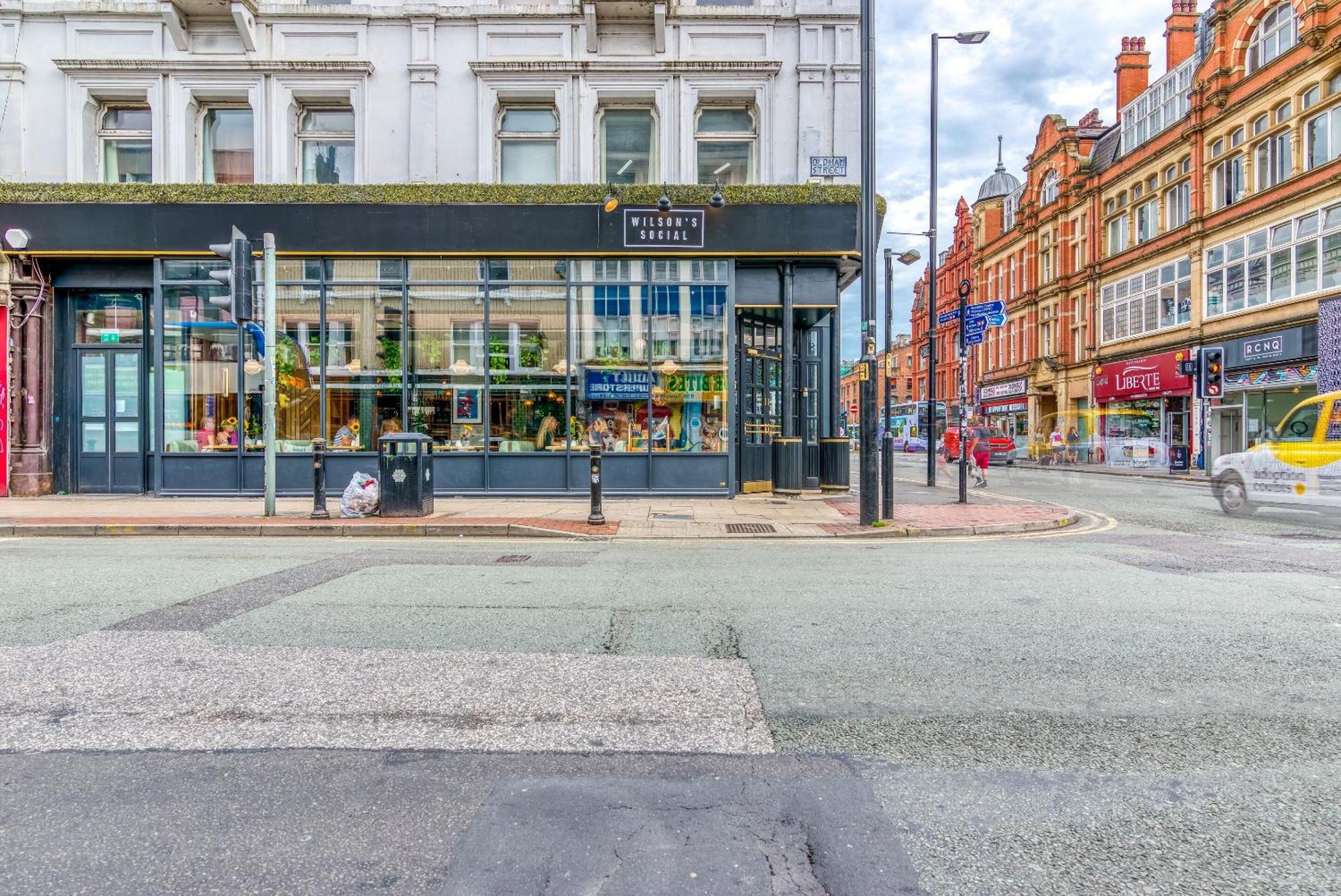 Malacuna Manchester Bagian luar foto